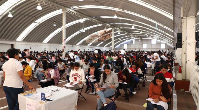Por segundo año y sin corrupción, Michoacán garantizó ingreso a Escuelas Normales