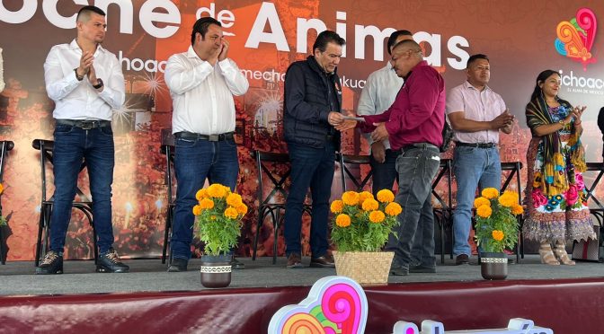 Da Sectur 3 mdp a municipios y comunidades para Noche de Muertos