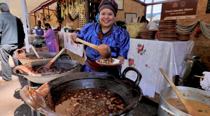 Inaugura Bedolla 18 Encuentro de Cocineras Tradicionales