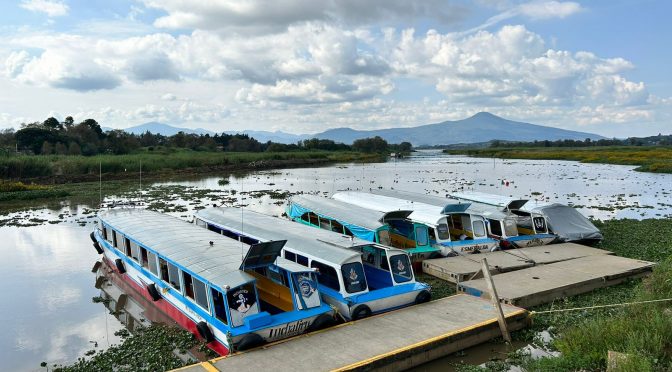 Lago de Pátzcuaro, listo para Noche de Muertos: Compesca