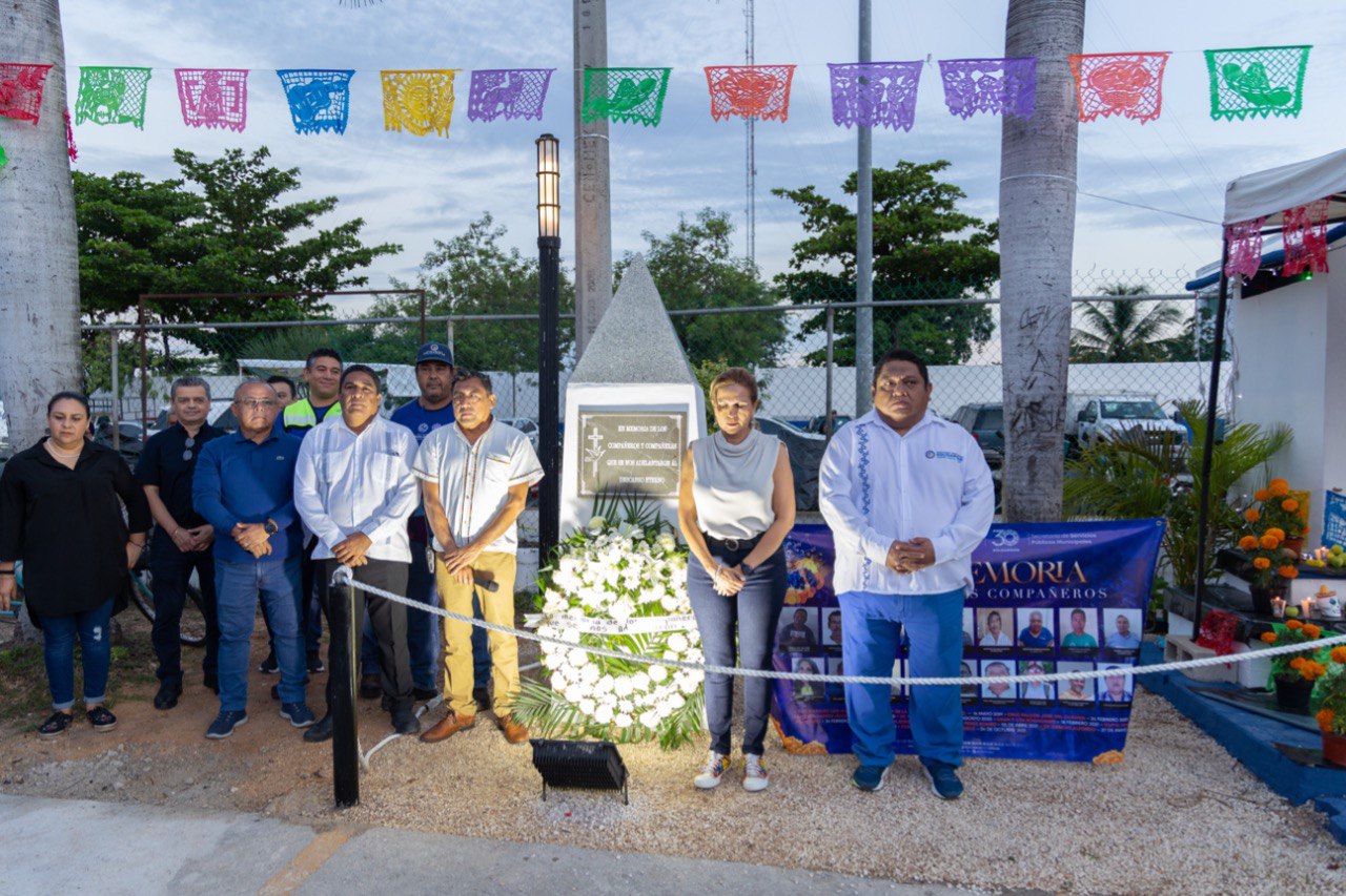 Recuerdan a personal que ha fallecido con un monumento de honor – H. Ayuntamiento de Solidaridad