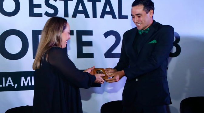 Se entrega Premio Estatal del Deporte a Alfonso Aguilar Contreras